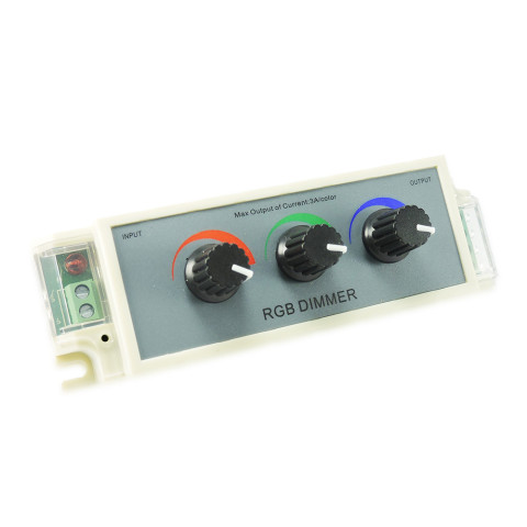 Atenuador dimmer de 3 canales ideal para tiras lámparas o dispositivos led RGB que operen a 12 volt